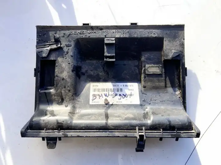 BMW 3 E46 (1998 - 2005) 64116902870 Прочие детали салона — фото 2