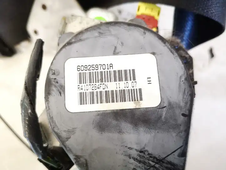 Dodge Caliber (2006 - 2012) 609259701a Передний ремень безопасности — фото 2
