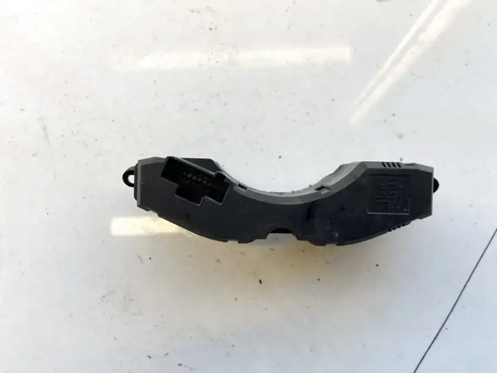 Ford Focus (1998 - 2004) ys4t19a945ba Кнопка обогрева стекла — фото 2
