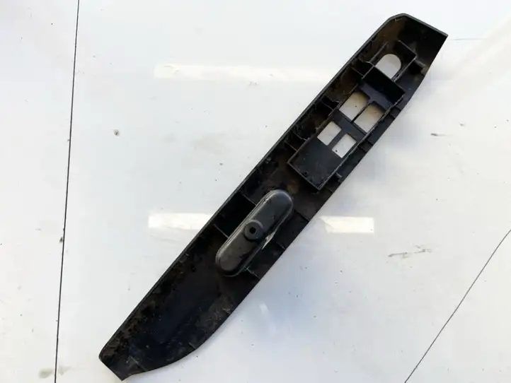 Opel Agila B (2007 - 2016) 8372251k70 Накладка кнопки стеклоподъемника — фото 2