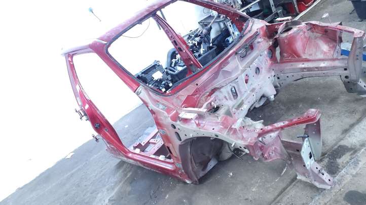 Nissan Juke I F15 (2010 - 2018)   Передняя четверть