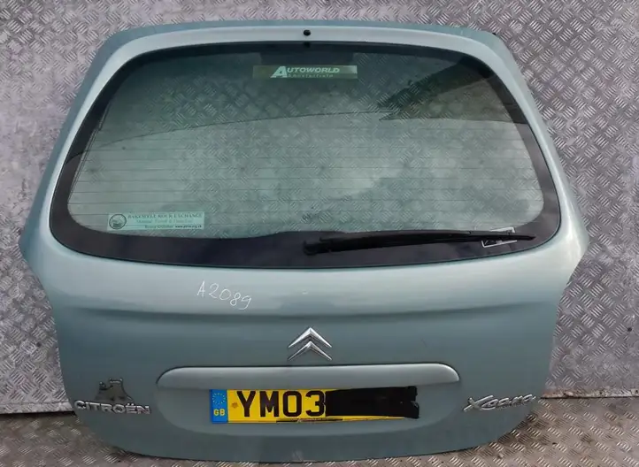 Citroen Xsara Picasso (1999 - 2012) Крышка багажника — фото 1