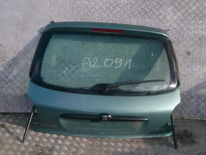 Peugeot 206 (1998 - 2012) Крышка багажника — фото 1