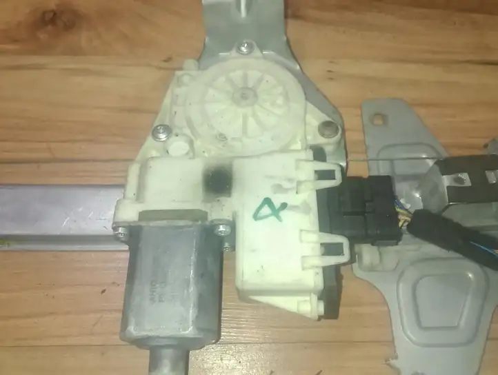 Citroen C4 (2004 - 2008) 0130822239 Стеклоподъемник задней двери — фото 1
