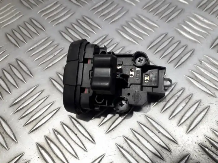 Nissan Almera N16 (2000 - 2010) 54355381P1 Мултифункционный включатель управления / ручка — фото 2