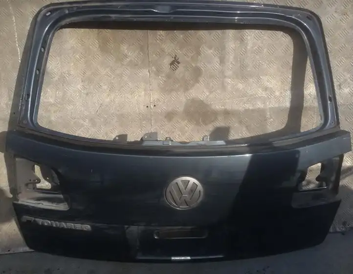 Volkswagen Touareg I (2002 - 2010) Крышка багажника — фото 1