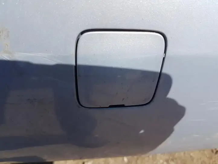 Renault Laguna II (2001 - 2005) Заглушка буксировочной петли бампера — фото 1