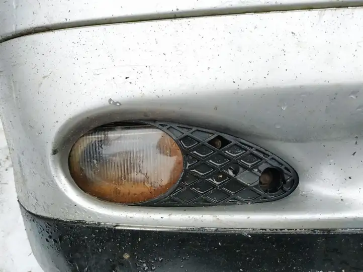 Mercedes-Benz C W203 (2000 - 2007) Нижняя решетка переднего бампера — фото 1