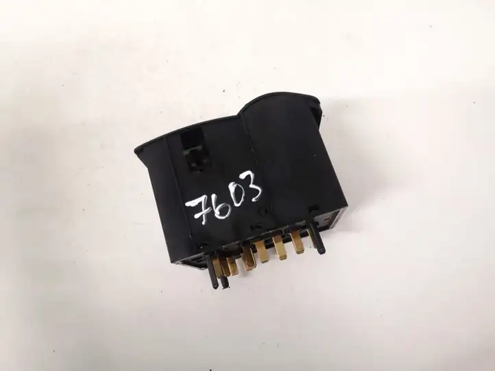 Opel Astra G (1998 - 2004) 09180771 Включатель фонарей — фото 2