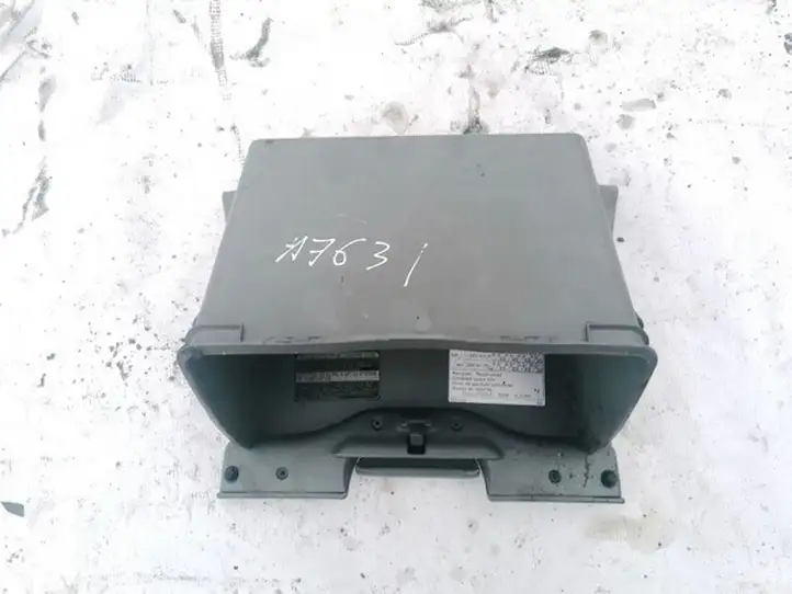 Toyota Yaris (1999 - 2003) 555510D010 Вещевой ящик — фото 2