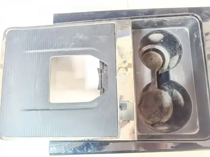 Land Rover Evoque II (2018 - ) 19K045K98AB Передний подстаканник — фото 6