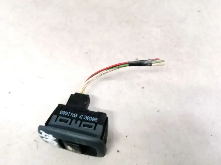 Citroen C5 (2004 - 2008) 115605326 Блок кнопок стеклоподъемников — фото 3
