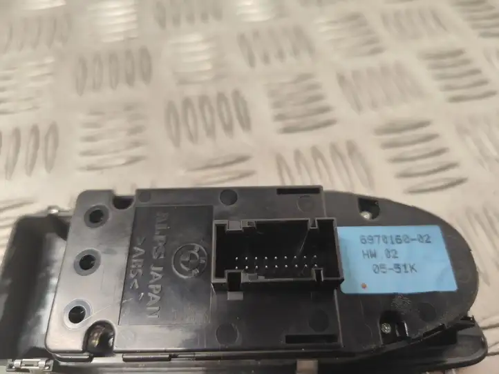BMW 1 E81 E87 (2004 - 2011) 697016002 Кнопка стеклоподъемников — фото 4