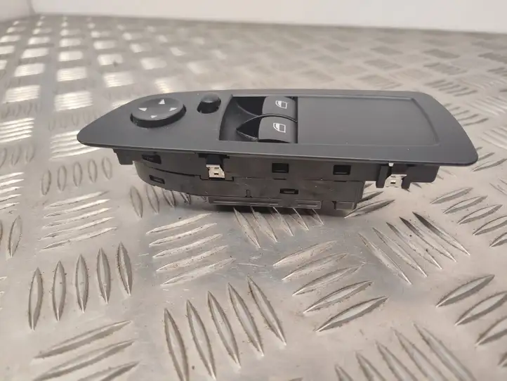 BMW 1 E81 E87 (2004 - 2011) 697016002 Кнопка стеклоподъемников — фото 5