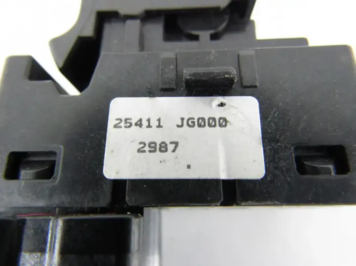 Nissan X-Trail T31 (2007 - 2014) Блок кнопок стеклоподъемников — фото 3