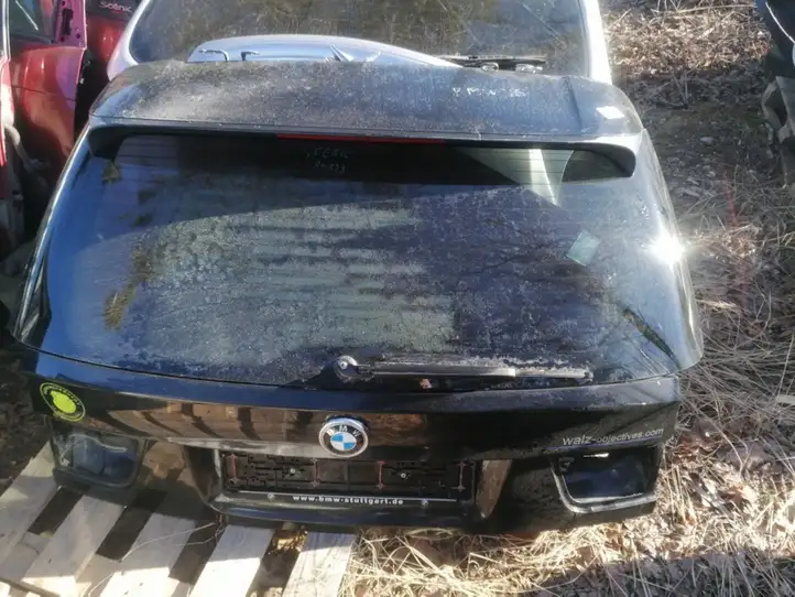 BMW X5 E70 (2006 - 2013) juodas Крышка багажника — фото 2