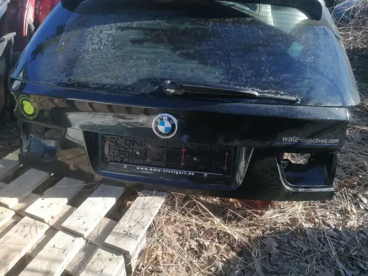 BMW X5 E70 (2006 - 2013) juodas Крышка багажника — фото 3