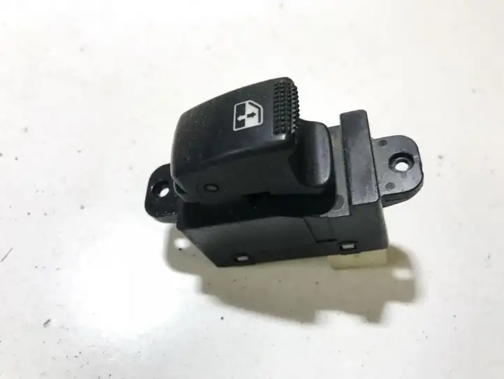 Hyundai Terracan (2004 - 2007) 621w03620 Кнопка стеклоподъемников — фото 1