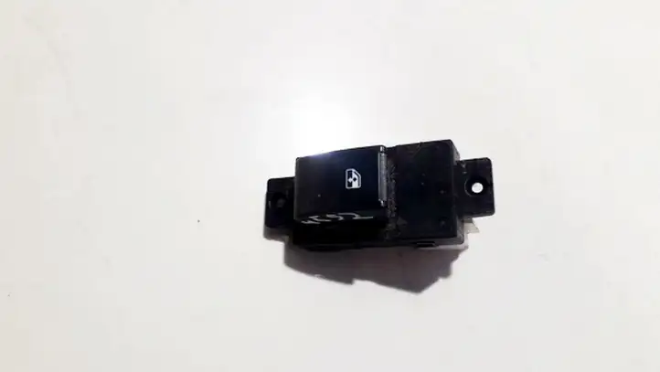 Opel Antara (2006 - 2011) 202005438 Блок кнопок стеклоподъемников — фото 1