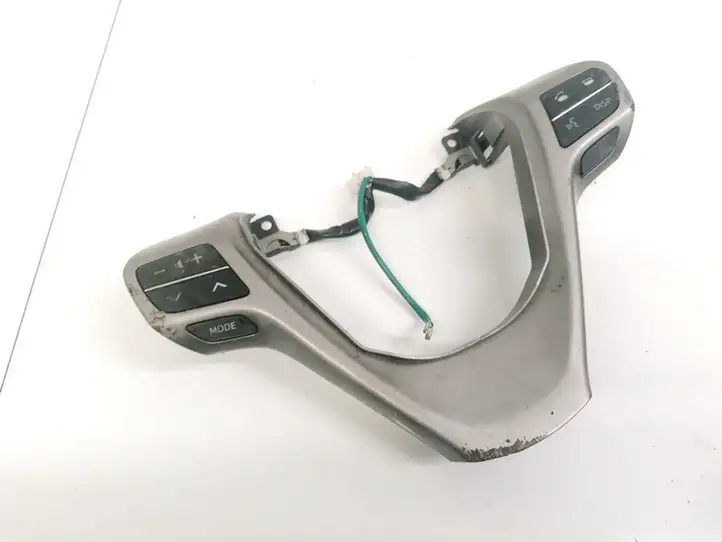 Toyota Avensis T270 (2009 - 2012) Кнопки на рулевом колесе — фото 1