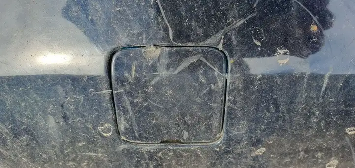 Renault Laguna II (2001 - 2005) Заглушка буксировочной петли бампера — фото 1
