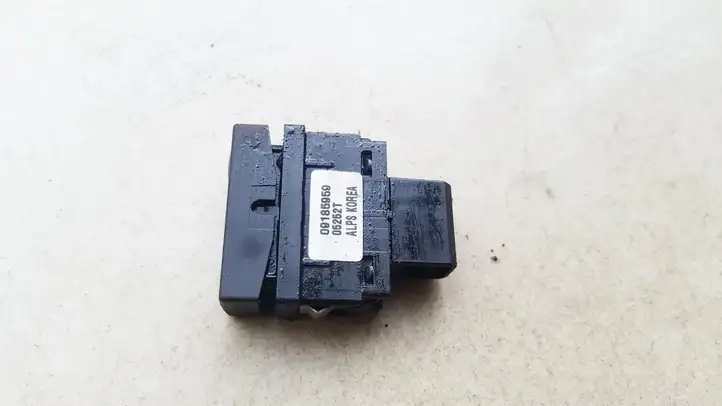 Opel Vectra C (2002 - 2005) 09185959 Блок кнопок стеклоподъемников — фото 2