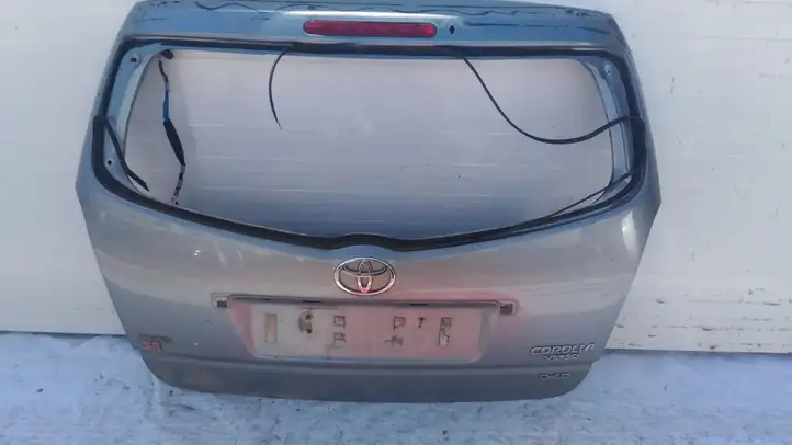 Toyota Corolla Verso AR10 (2004 - 2009) Крышка багажника — фото 1