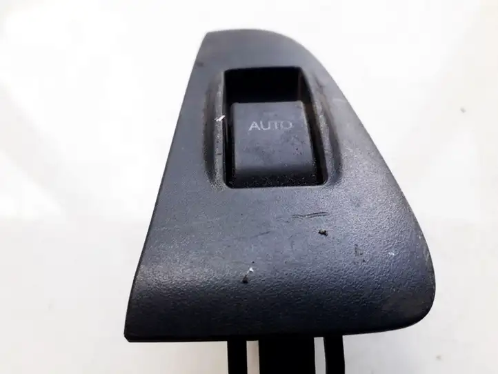 Toyota Avensis T250 (2003 - 2006) 7427205020 Блок кнопок стеклоподъемников — фото 1