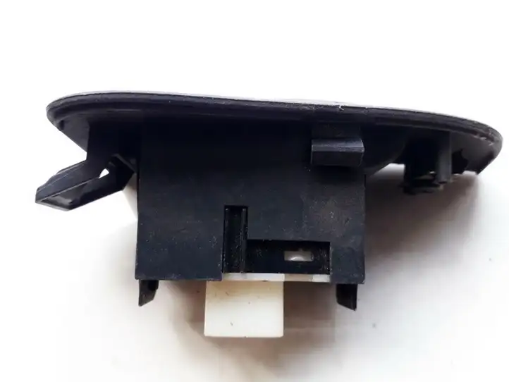 Toyota Avensis T250 (2003 - 2006) 7427205020 Блок кнопок стеклоподъемников — фото 2