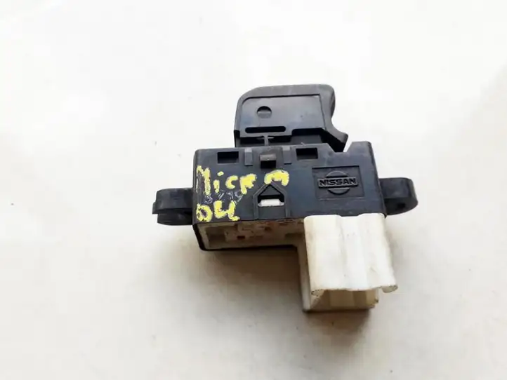 Nissan Micra (2003 - 2007) 3Z19 Кнопка стеклоподъемников — фото 2