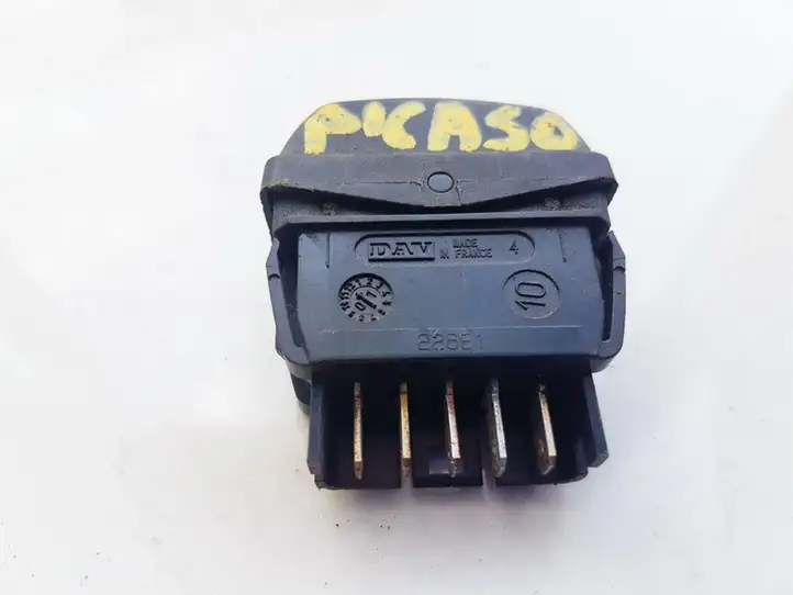 Citroen Xsara Picasso (1999 - 2012) 22681 Блок кнопок стеклоподъемников — фото 2