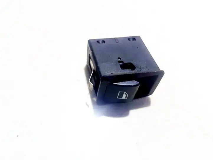 BMW 3 E46 (1998 - 2005) 61318368921 Кнопка стеклоподъемников — фото 1