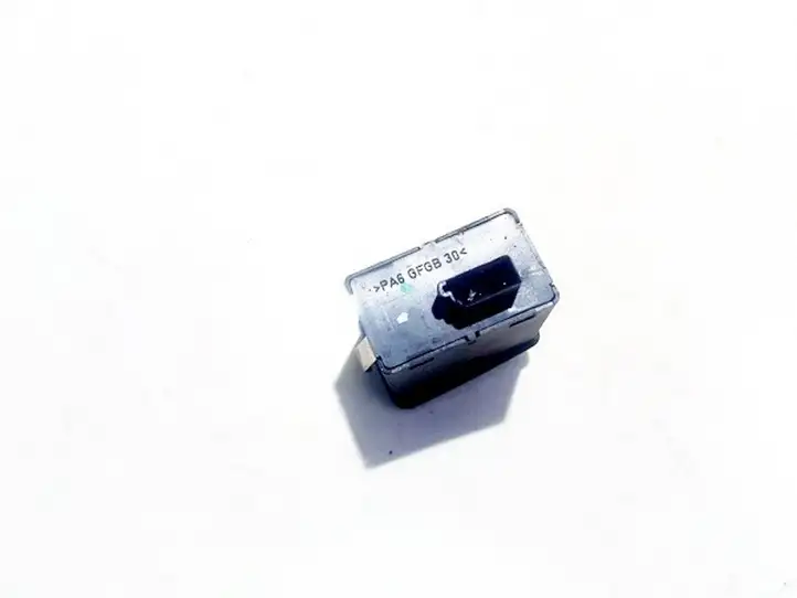 BMW 3 E46 (1998 - 2005) 61318368921 Кнопка стеклоподъемников — фото 2