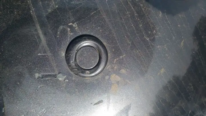 Mazda 5 (2005 - 2010) Кронштейн заднего датчика парковки — фото 1