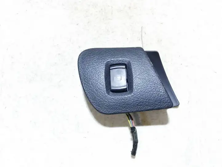 Skoda Octavia Mk1 (1U) (1996 - 2004) 3b0959855 Блок кнопок стеклоподъемников — фото 1