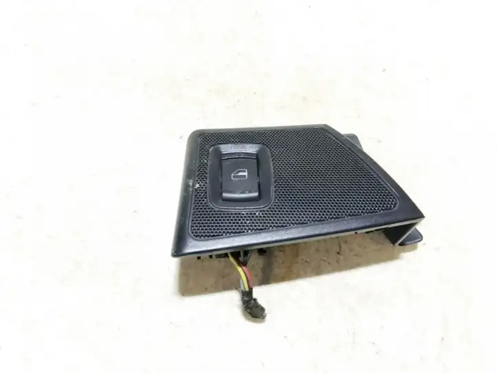 Skoda Octavia Mk1 (1U) (1996 - 2004) 3b0959855 Блок кнопок стеклоподъемников — фото 1