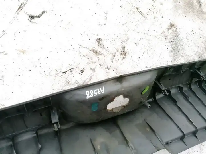 Nissan Almera (2000 - 2006) 84992BU000 Отделка порога багажника — фото 3