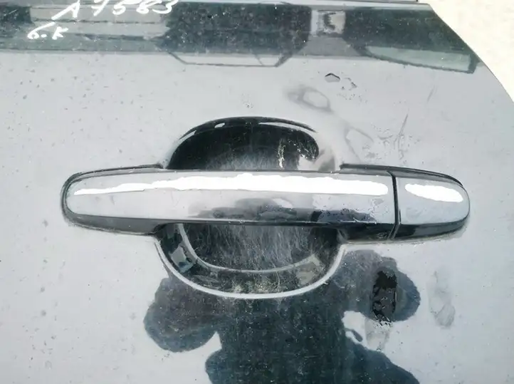 Toyota Avensis Verso (2004 - 2009) Наружная ручка двери — фото 2