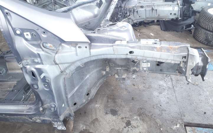 Ford Focus (2011 - 2015)   Передняя четверть