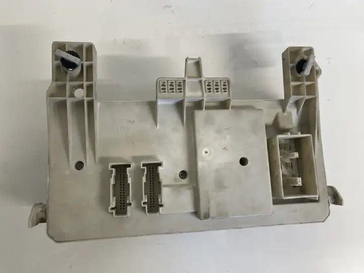 Volvo V50 (2004 - 2008) 8690719 Модуль комфорта — фото 4