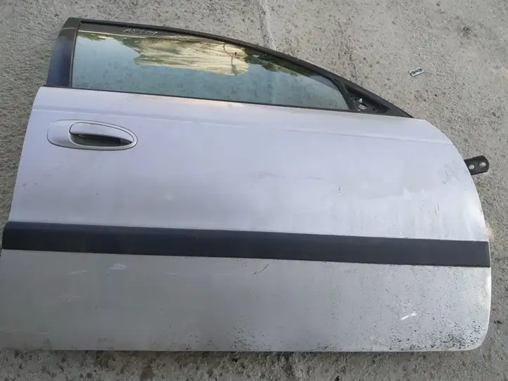 Toyota Avensis T220 (2000 - 2003) Дверь — фото 2