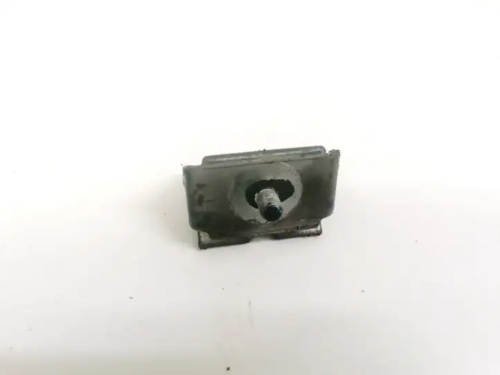 Daihatsu Sirion (1998 - 2004) Петли крышки багажника — фото 1