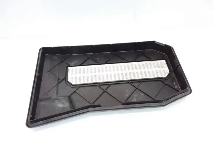 Volkswagen Touareg I (2002 - 2010) 7L0864643B Крышка ящика аккумулятора — фото 2