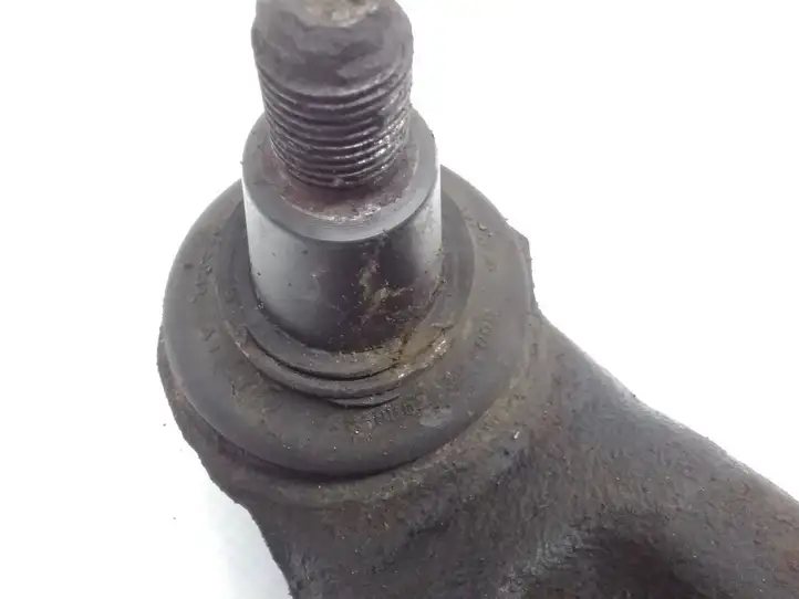 Volkswagen Touareg I (2002 - 2010)  7L0407153B Вилы