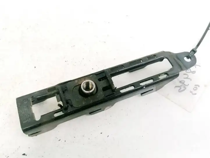 Volkswagen Transporter-Caravelle (2003 - 2009)  1J0857819 Другая внешняя деталь