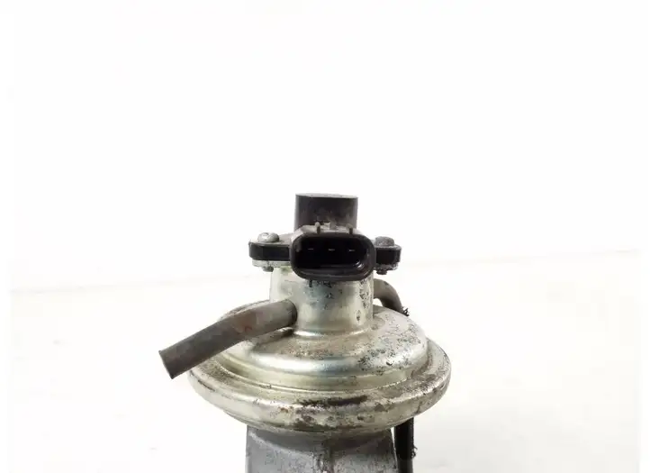 Toyota HiAce (2004 - 2019)  25800-30130 Клапан EGR