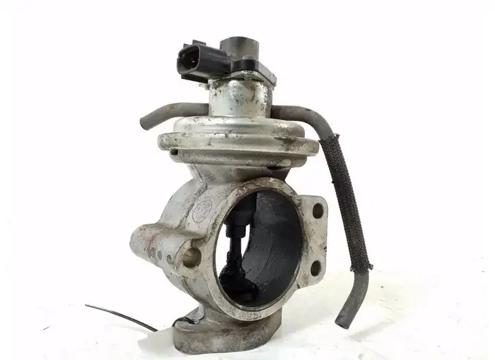 Toyota HiAce (2004 - 2019)  25800-30130 Клапан EGR