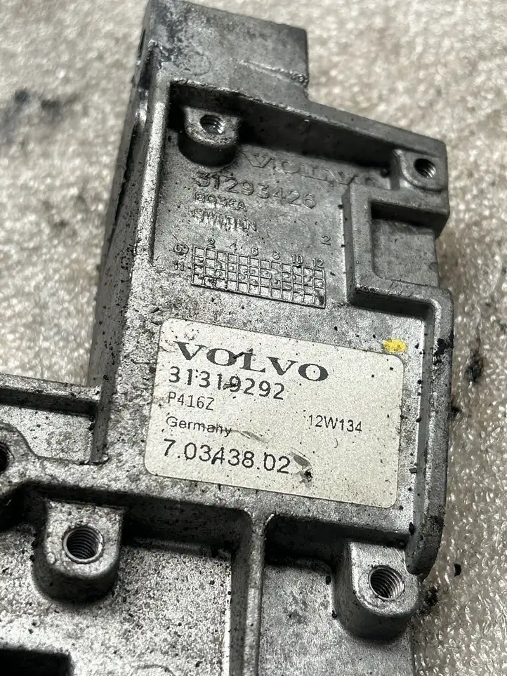 Volvo XC60 (2008 - 2013) 31293426 Прочие детали салона — фото 3