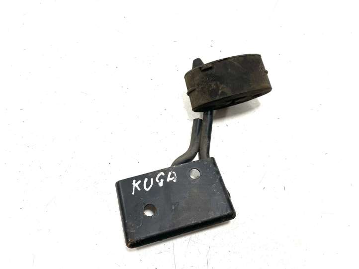 Ford Kuga I (2008 - 2012)  30748235 Держатель глушителя