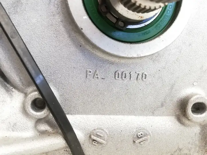 Toyota C-HR I (2016 - 2022) 8965010010 Вал рулевой колонки — фото 4